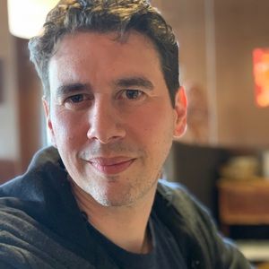 Meet your Posher, Adam